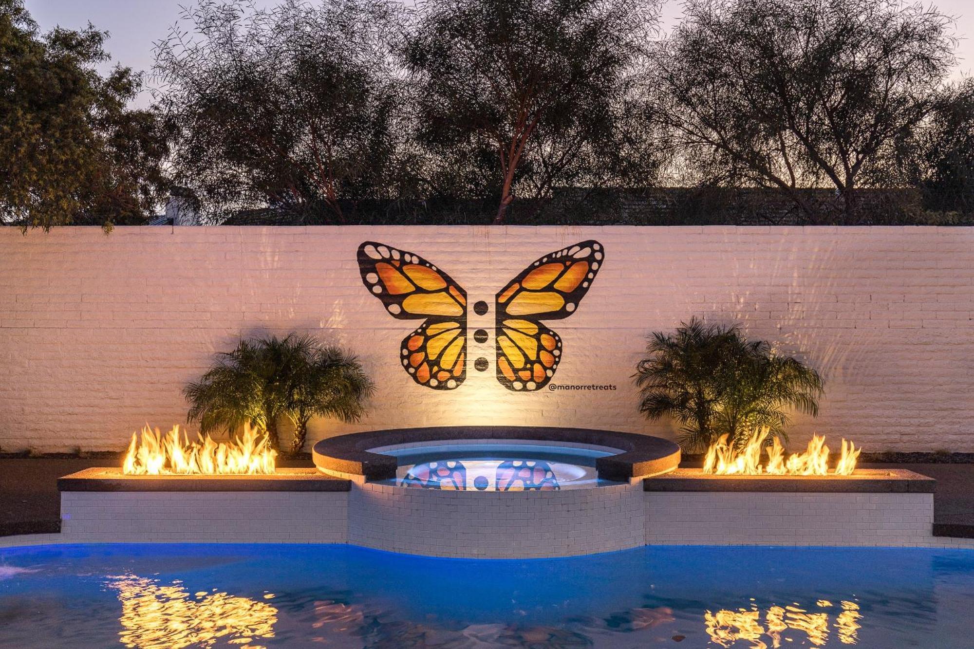 Luxury Micro-Resort, Theater, Sauna, Heated Pool Phoenix Exterior photo